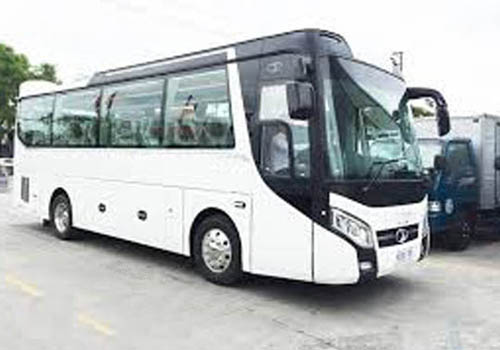 Travel Mini Bus - Corporate Rental - Monthli Rental Affordable And Reliable Service in Rajkot to Airport - Rajkot To Ahmedabad Airport Hire Bus Services